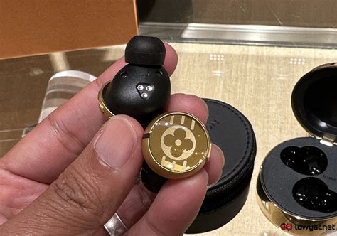 Louis Vuitton light up earphones